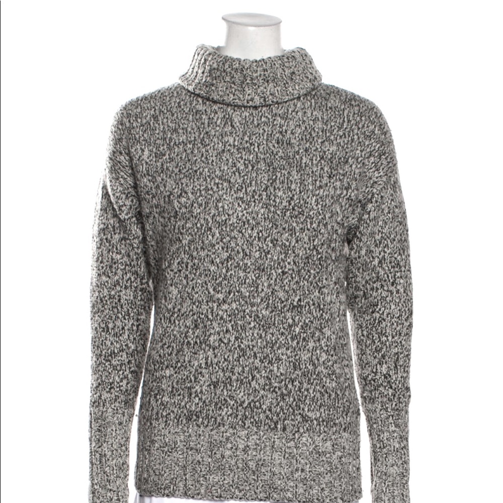 Theory Sweater size S